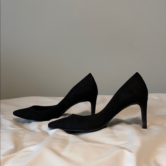 H&M Black Heels - Picture 2 of 4
